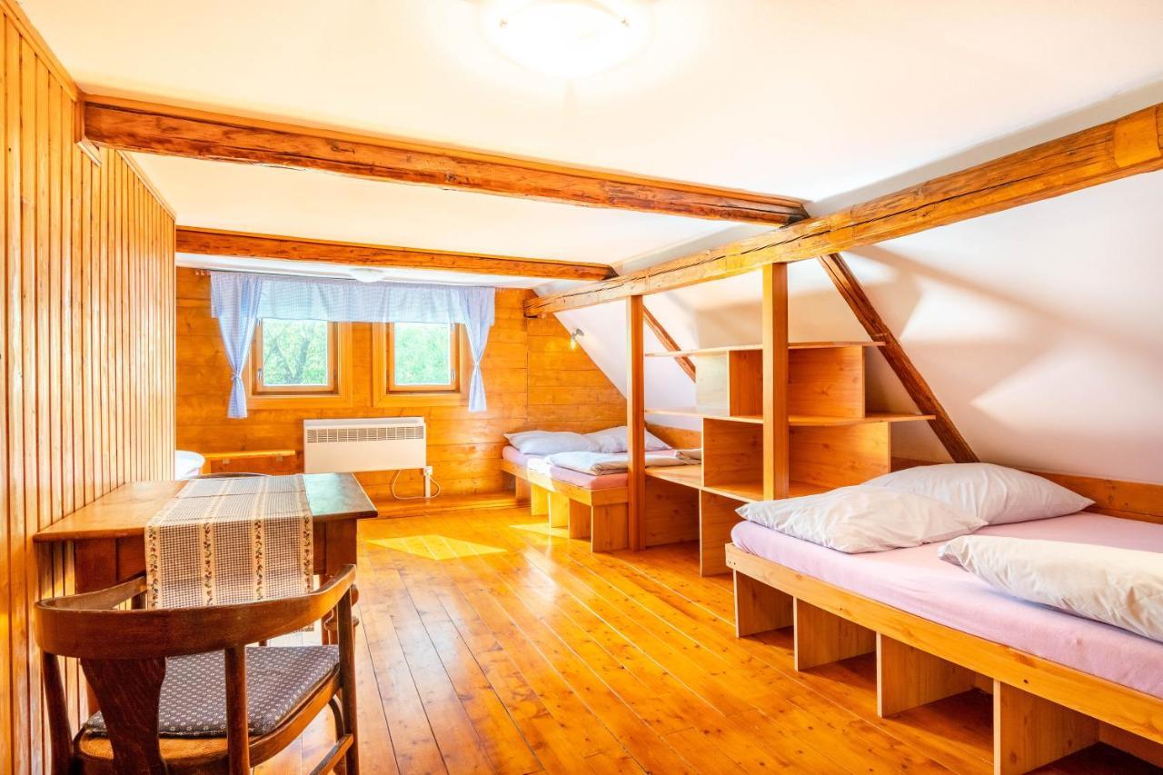 Roubenka Mustelka Apartment Rokytnice nad Jizerou Exterior photo